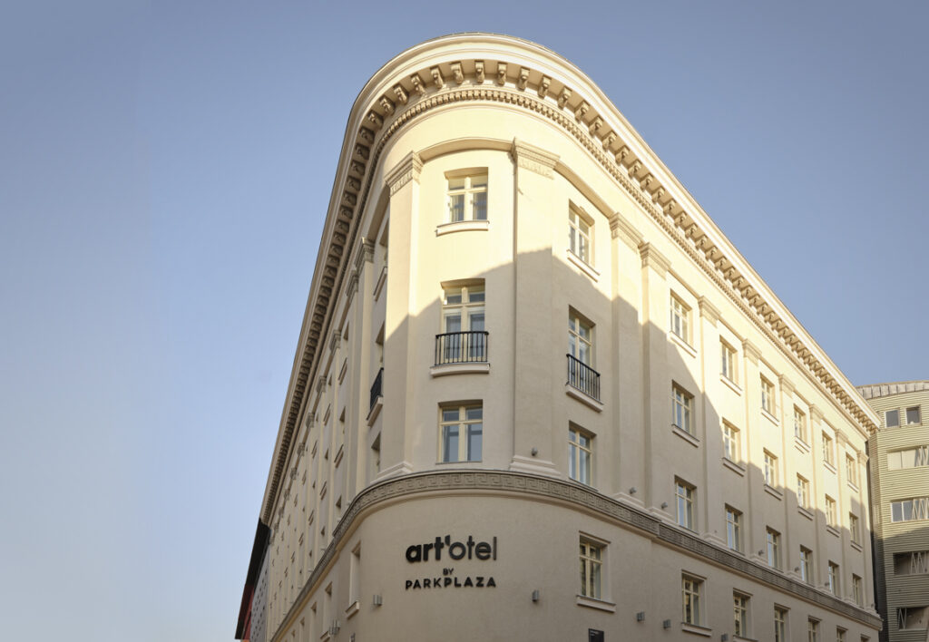 art-hotel-zagreb-exterior